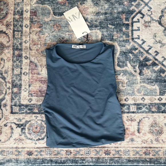 NWT ZARA SMOOTHING CROP TANK - Picture 1 of 3